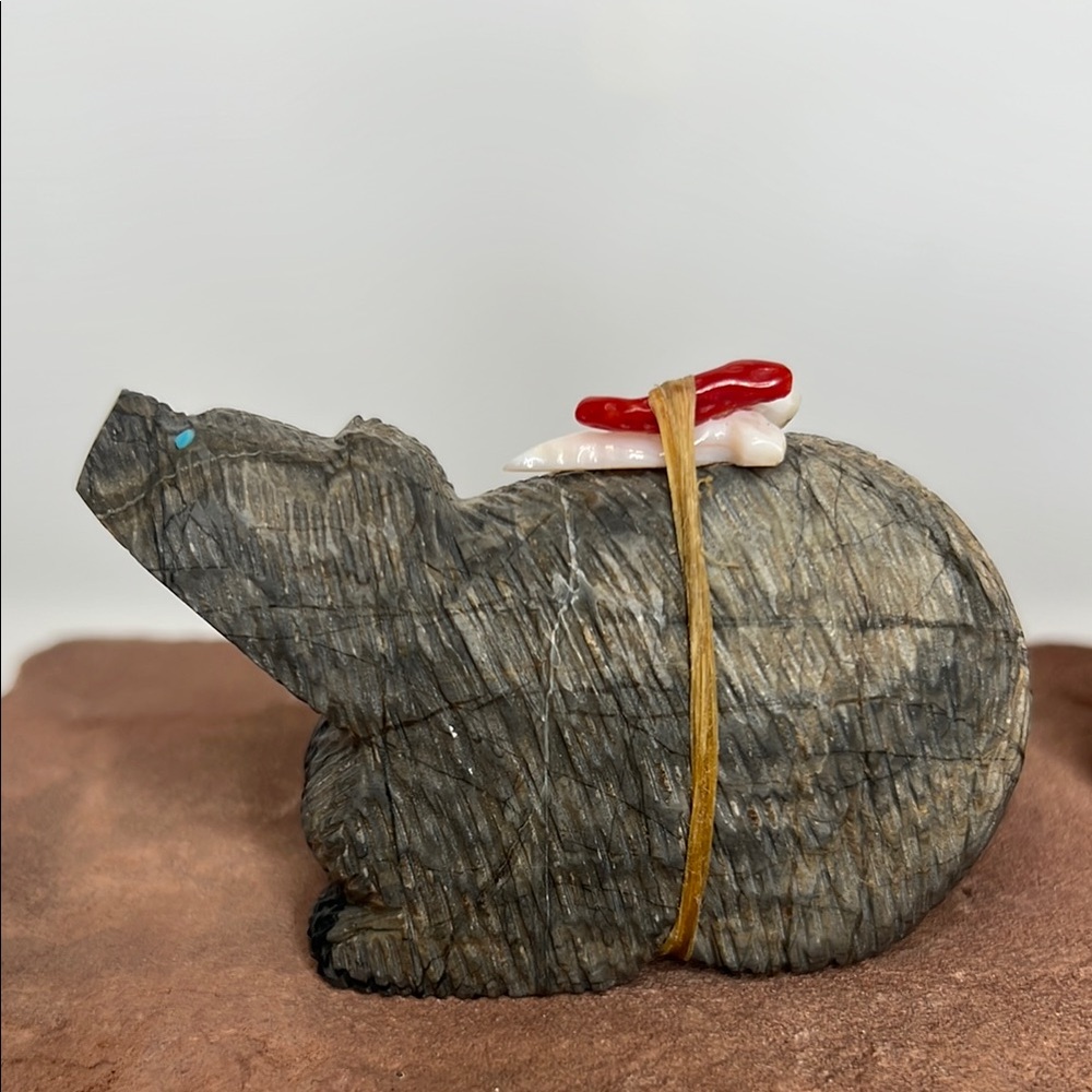 Picasso Marble Stone Bear Figurine. - Picture 2 of 4